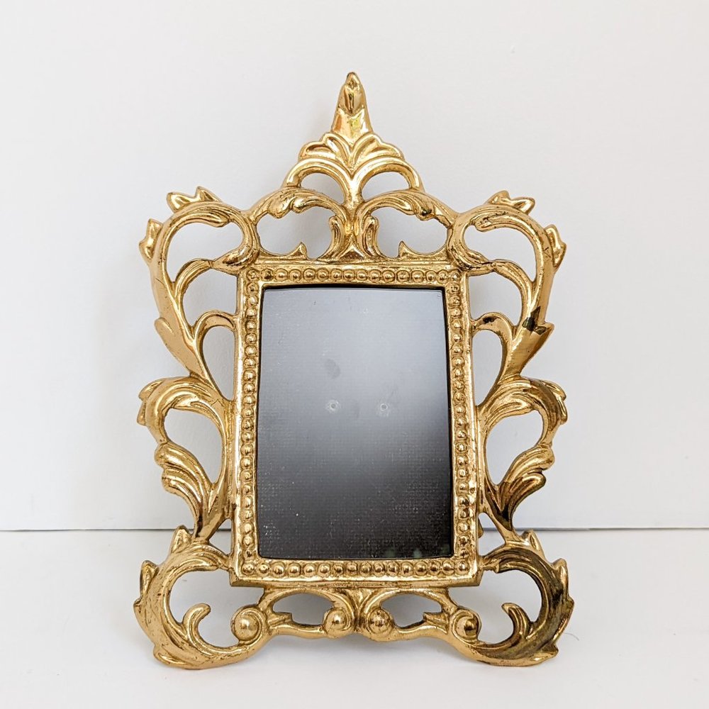 Ornate Vintage Brass Hollywood Regency 4x6 Picture Photo Frame